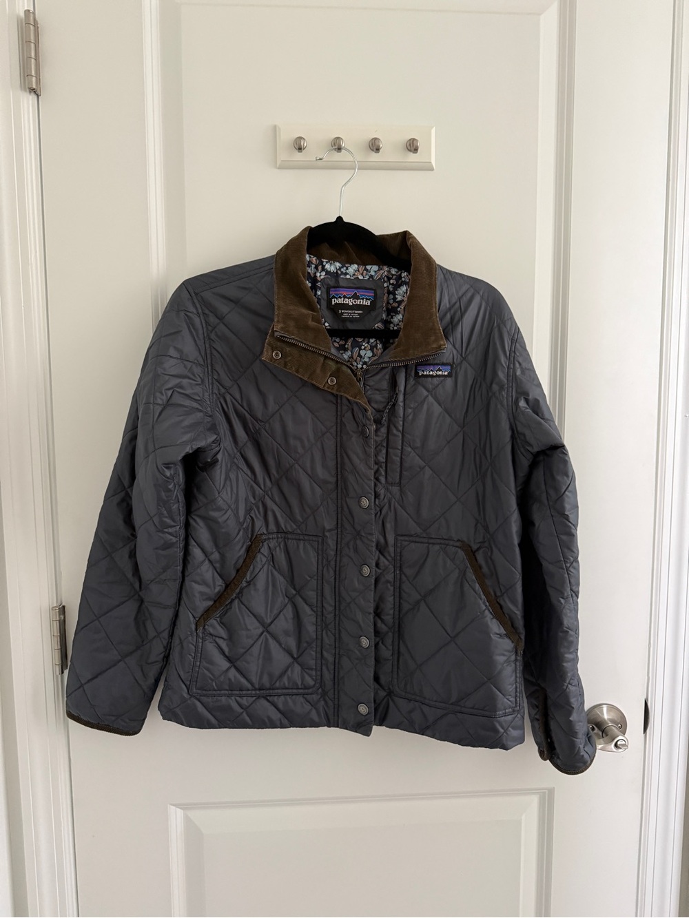 Patagonia Navy Quilted Pasture Jacket Size Small